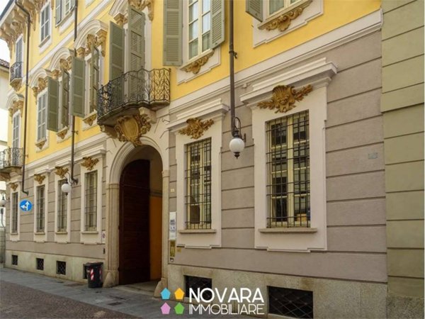 appartamento in vendita a Novara in zona Centro Città