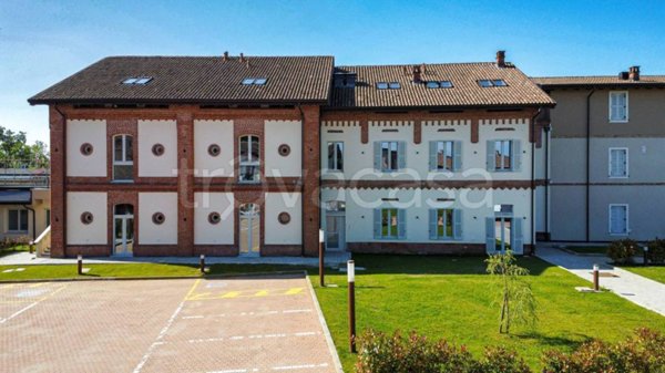 appartamento in vendita a Novara in zona Zona Santa Rita