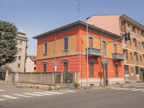 casa indipendente in vendita a Novara in zona zona Sant'Andrea - San Rocco