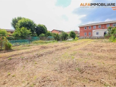 casa indipendente in vendita a Novara in zona Veveri