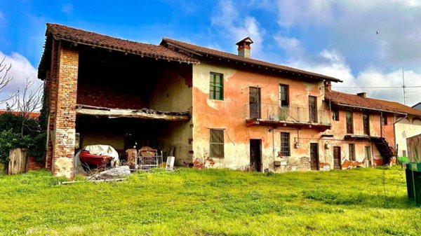 casale in vendita a Novara in zona zona Bicocca