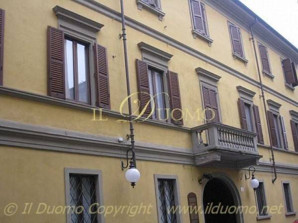 appartamento in vendita a Novara in zona Centro Città