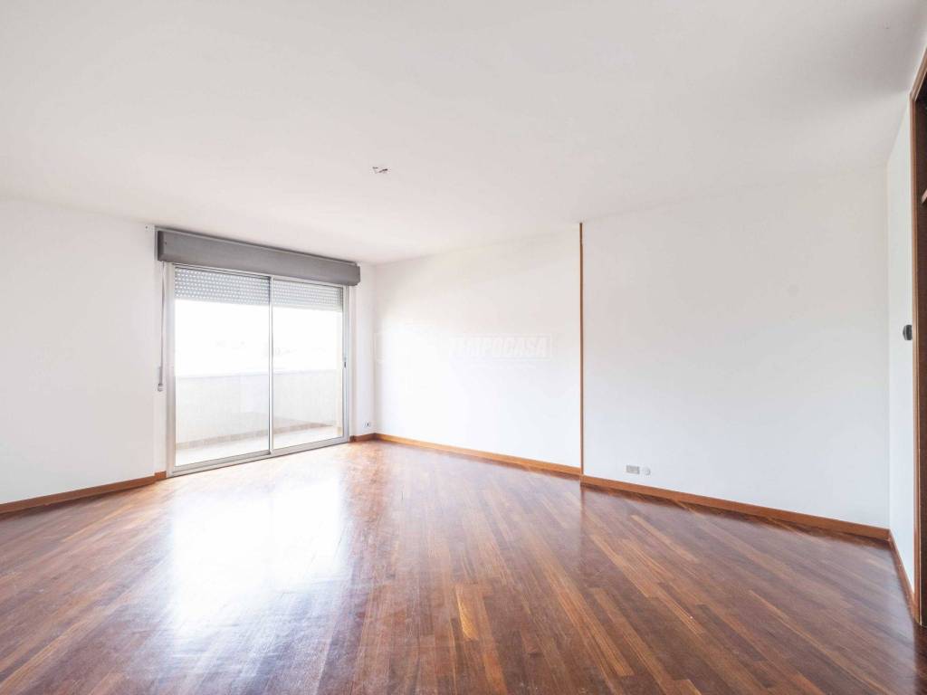 appartamento in vendita a Novara in zona Zona Santa Rita