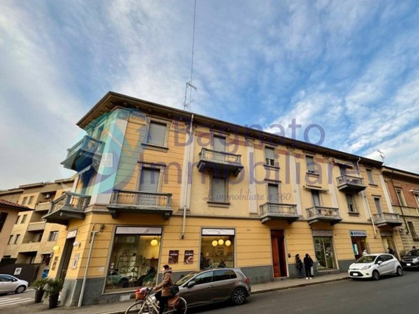intera palazzina in vendita a Novara in zona zona Sacro Cuore