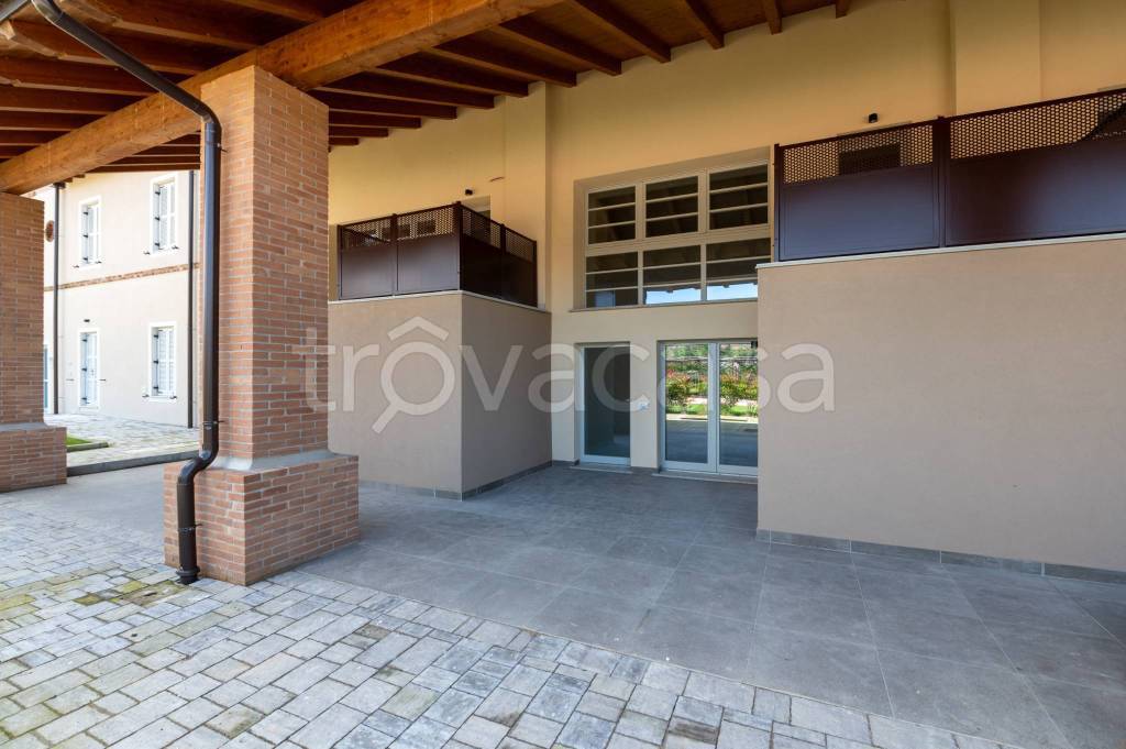 casa indipendente in vendita a Novara in zona Zona Santa Rita
