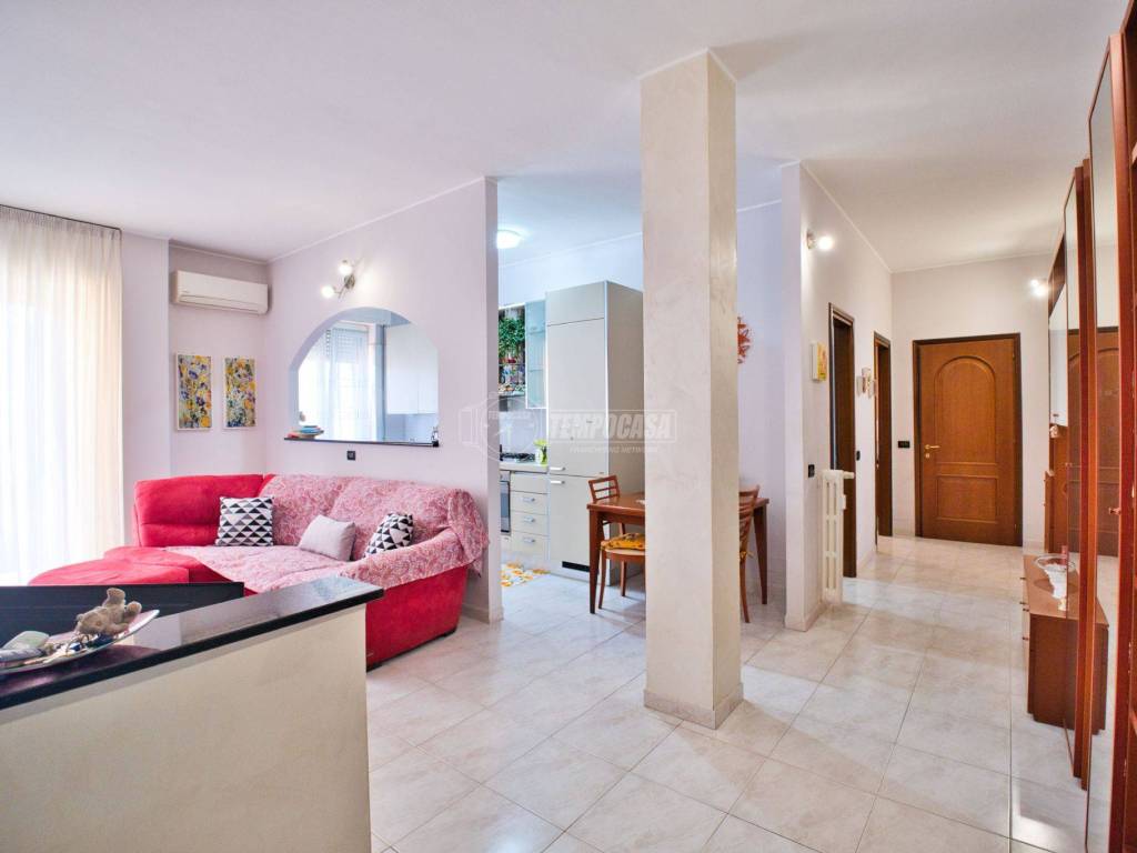 appartamento in vendita a Novara in zona zona Cittadella - Villaggio Dalmazia
