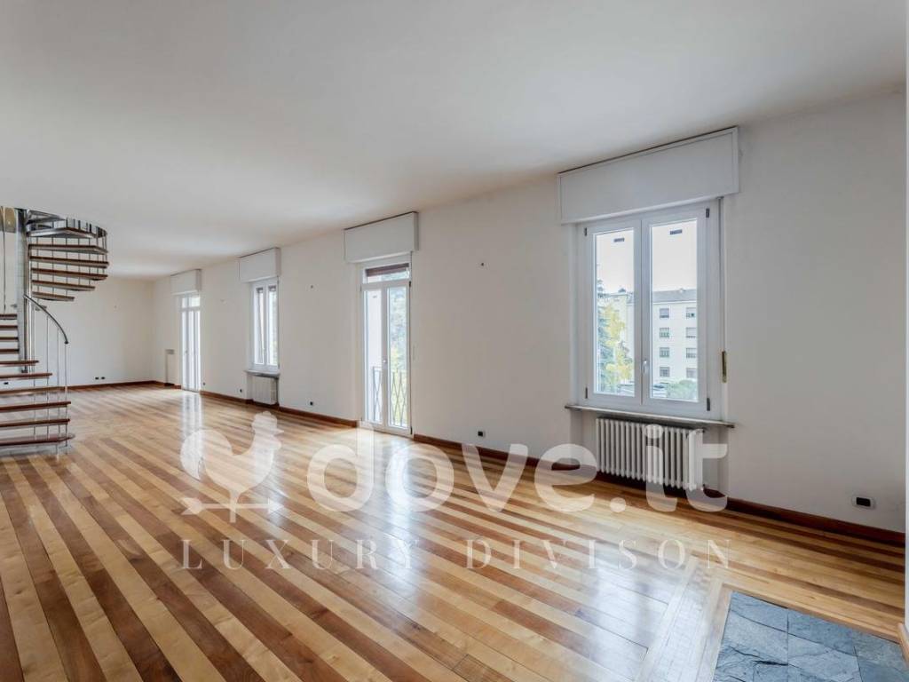appartamento in vendita a Novara in zona Centro Città