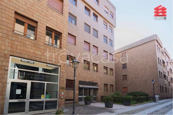 appartamento in vendita a Novara in zona Centro Città
