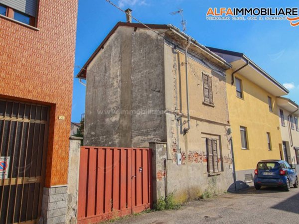 casa indipendente in vendita a Novara in zona zona Sant'Agabio