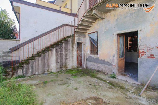 casa indipendente in vendita a Novara in zona zona Sant'Agabio