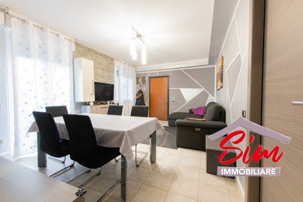 appartamento in vendita a Novara in zona Lumellogno