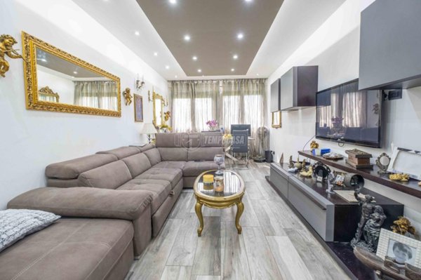 appartamento in vendita a Novara in zona zona Cittadella - Villaggio Dalmazia