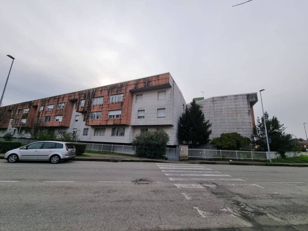 appartamento in vendita a Novara in zona zona Sant'Agabio