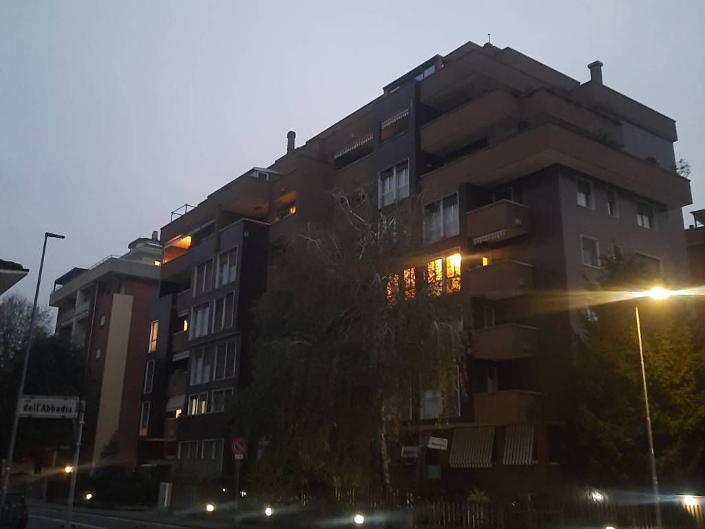 intera palazzina in vendita a Novara in zona zona Bicocca