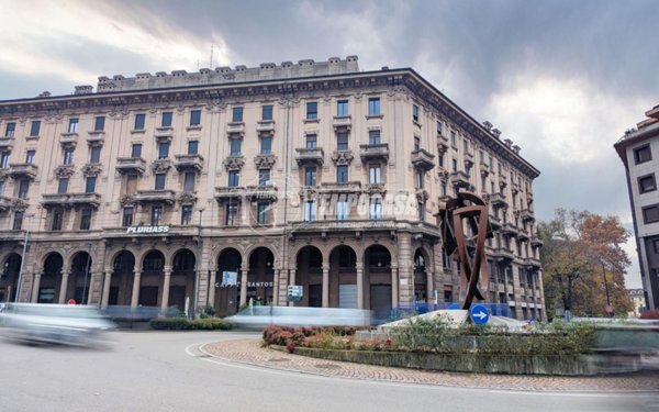 appartamento in vendita a Novara in zona Centro Città