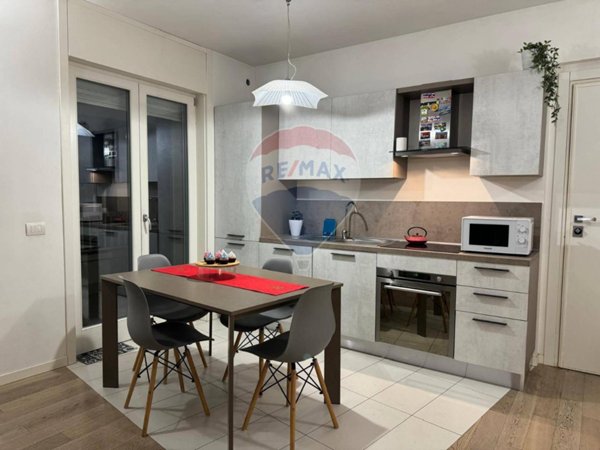 appartamento in vendita a Novara in zona Zona Santa Rita
