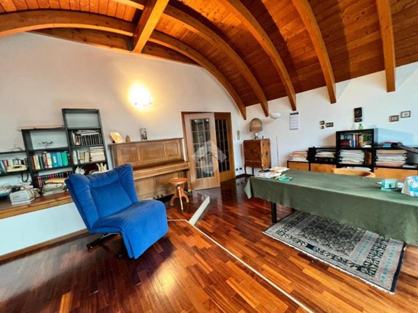 casa indipendente in vendita a Novara in zona zona Sacro Cuore