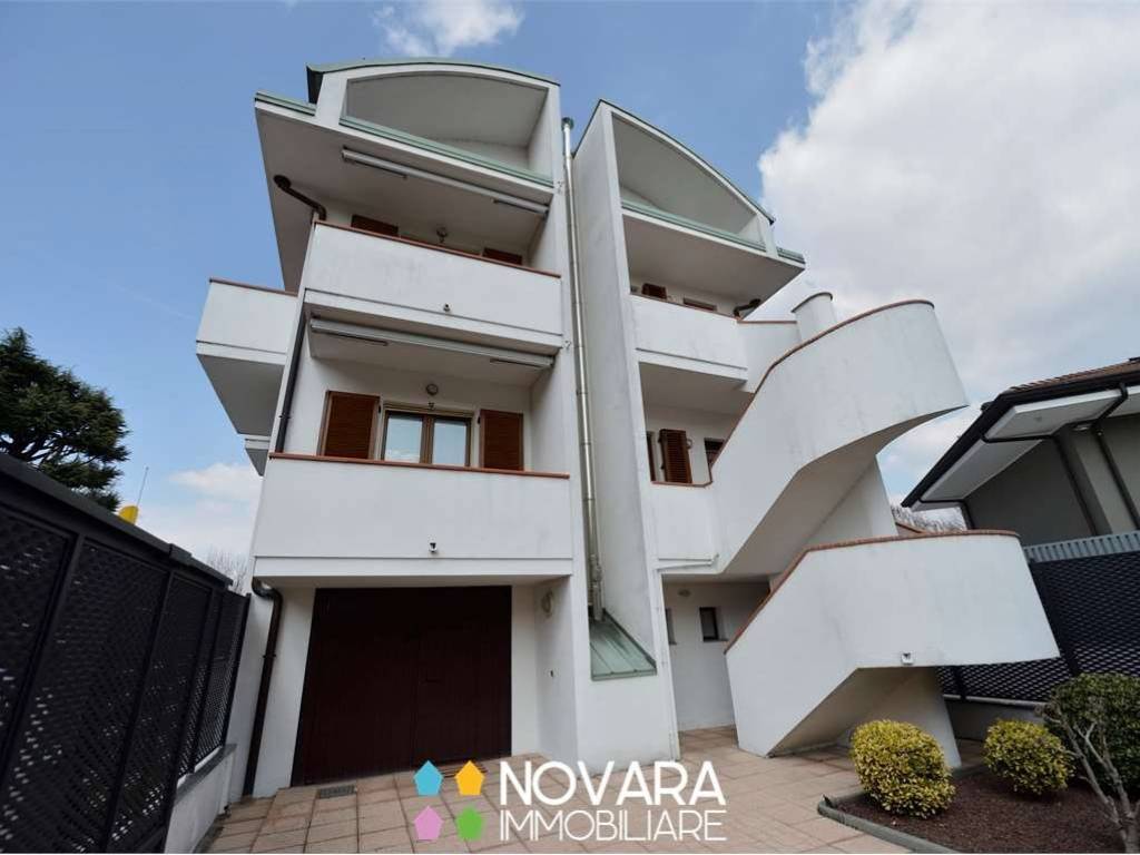 casa indipendente in vendita a Novara in zona zona Sant'Andrea - San Rocco