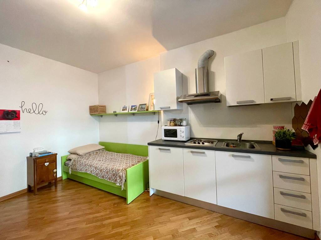 appartamento in vendita a Novara in zona Centro Città