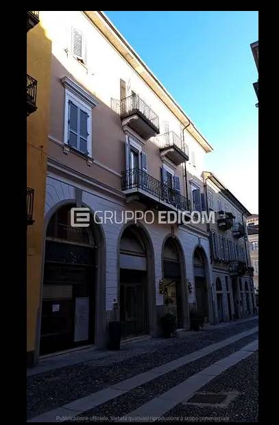 appartamento in vendita a Novara in zona Centro Città