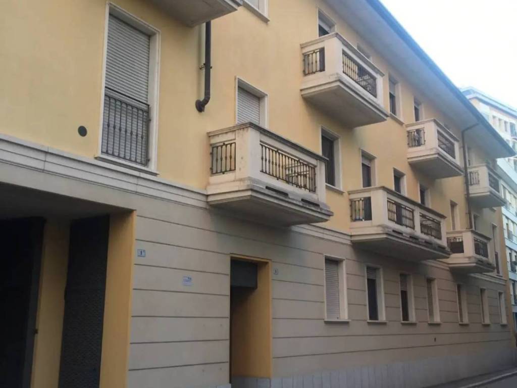 appartamento in vendita a Novara in zona zona Porta Mortara