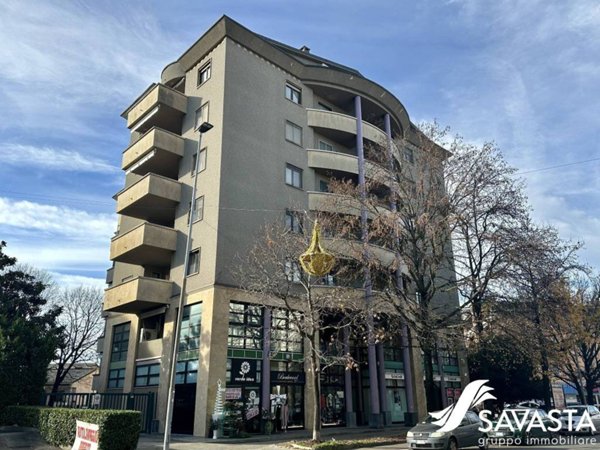 quadrivano in vendita a Novara in zona zona Bicocca