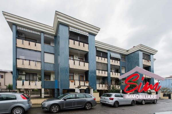 appartamento in vendita a Novara in zona Zona Santa Rita