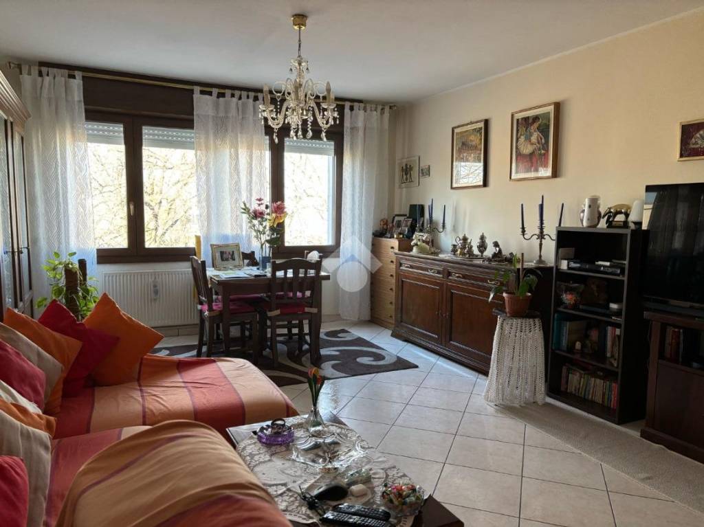 appartamento in vendita a Novara in zona zona Sant'Agabio