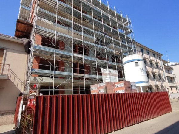 appartamento in vendita a Novara in zona zona Sacro Cuore