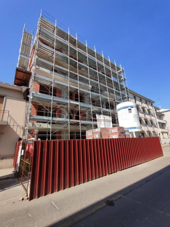 appartamento in vendita a Novara in zona zona San Martino