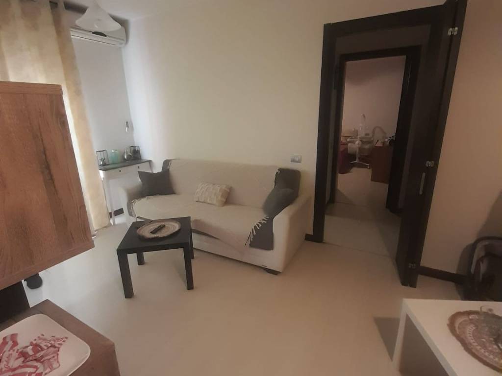 appartamento in vendita a Novara in zona Casalgiate