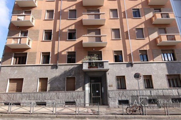 appartamento in vendita a Novara in zona Centro Città