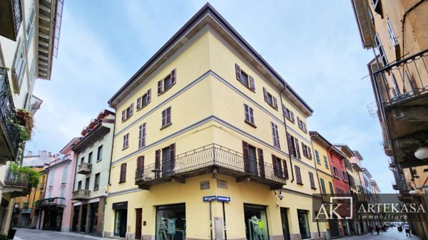 appartamento in vendita a Novara in zona Centro Città