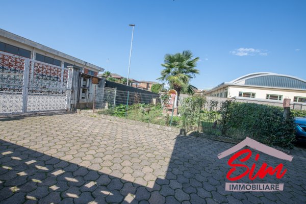 casa indipendente in vendita a Novara in zona zona Sant'Agabio