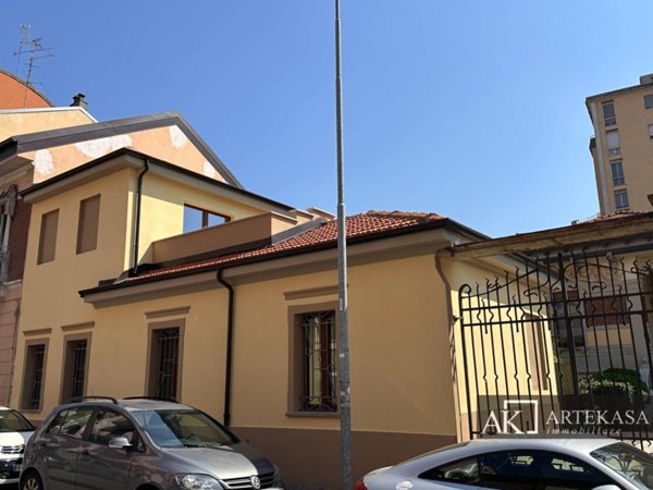 casa indipendente in vendita a Novara in zona zona Sacro Cuore