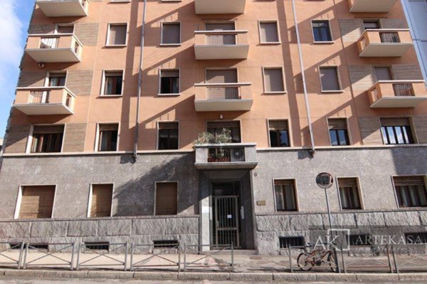 appartamento in vendita a Novara in zona Centro Città