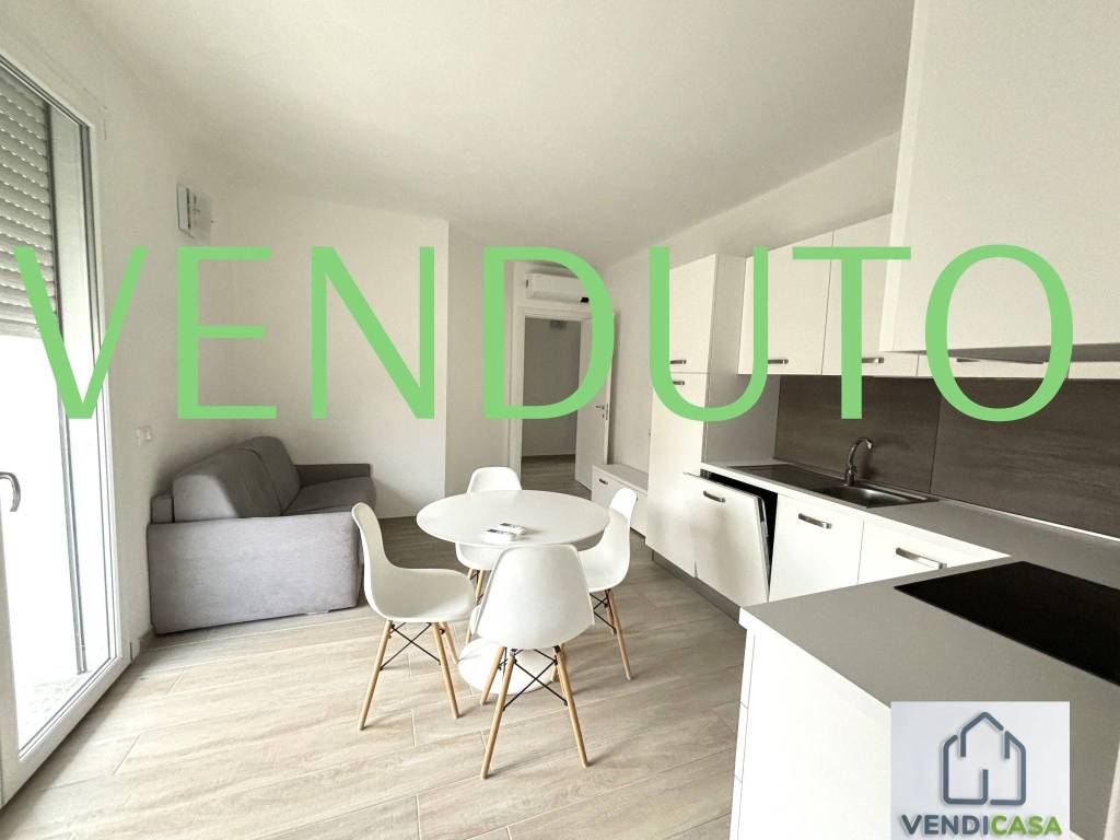 appartamento in vendita a Novara in zona Zona Santa Rita