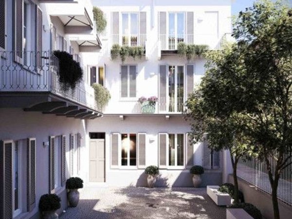 appartamento in vendita a Novara in zona Centro Città