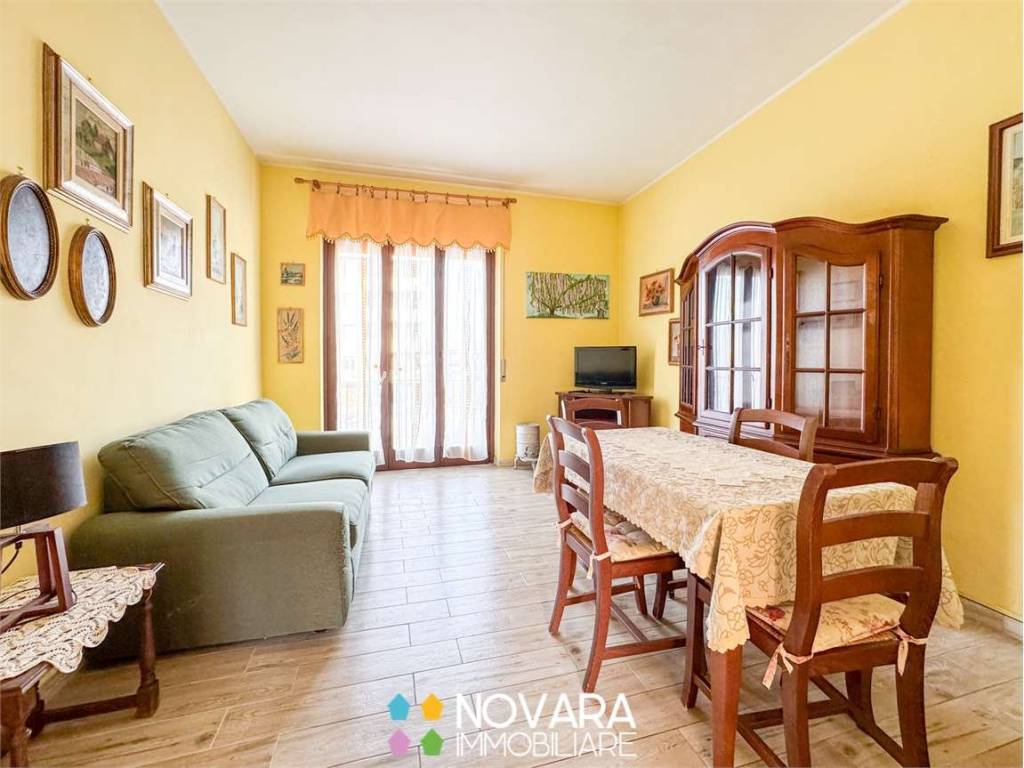 appartamento in vendita a Novara in zona Centro Città