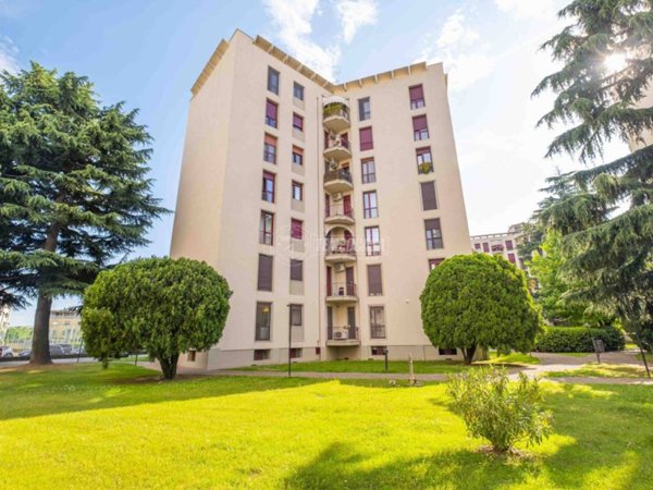 appartamento in vendita a Novara in zona zona Agogna - San Paolo