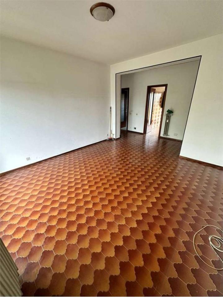appartamento in vendita a Novara in zona Veveri