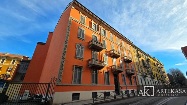 appartamento in vendita a Novara in zona Centro Città