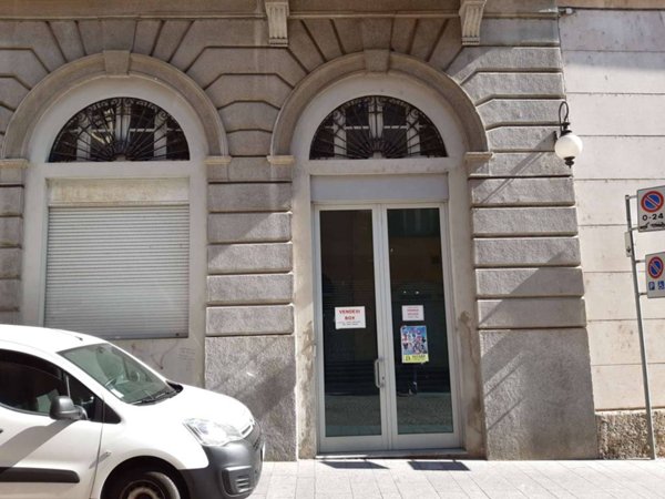 ufficio in vendita a Novara
