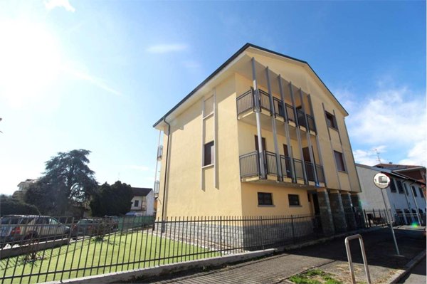 casa indipendente in vendita a Novara in zona Zona Santa Rita