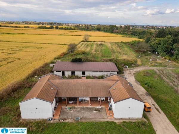 casa indipendente in vendita a Novara in zona zona San Martino