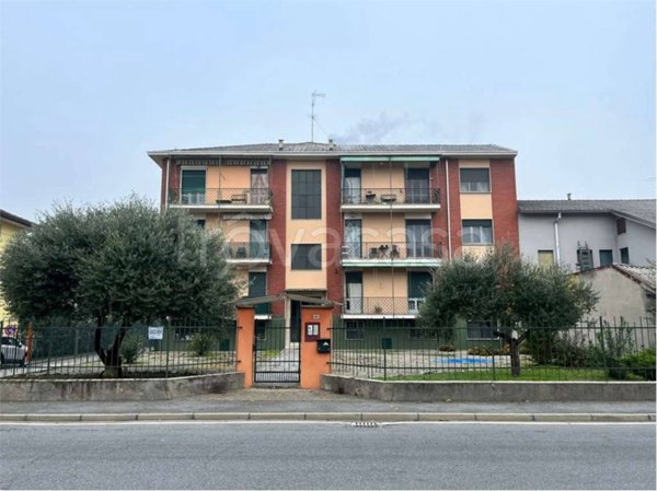 appartamento in vendita a Novara in zona Pernate