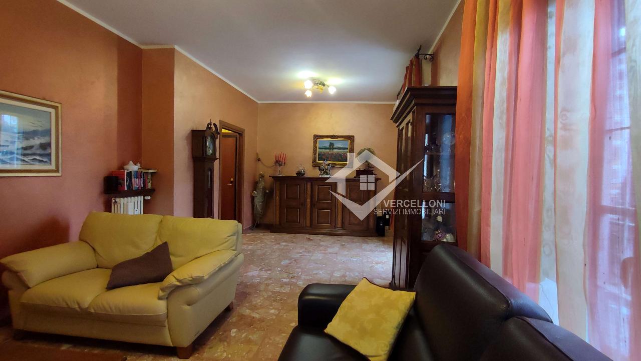 appartamento in vendita a Novara in zona zona Sant'Andrea - San Rocco
