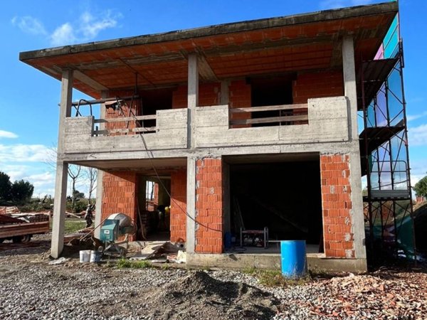 casa indipendente in vendita a Novara in zona Olengo