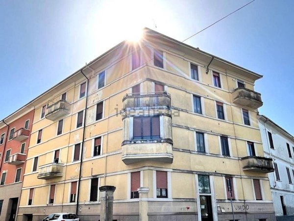 appartamento in vendita a Novara in zona zona Sant'Andrea - San Rocco