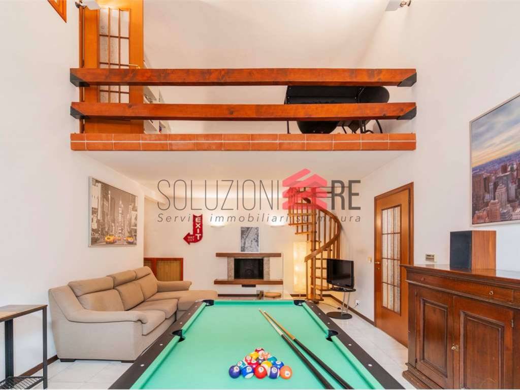 appartamento in vendita a Novara in zona Centro Città